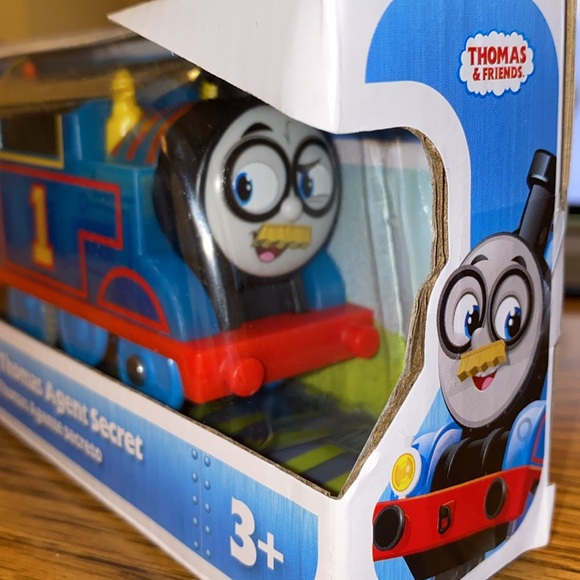Thomas Secret Agent Train Thomas & Friends Cargo - Picture 3 of 8